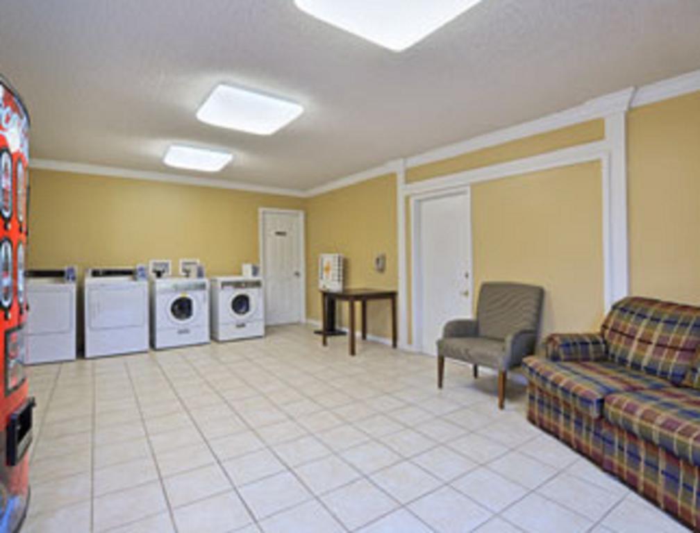 Travelodge By Wyndham Natchitoches Zařízení fotografie